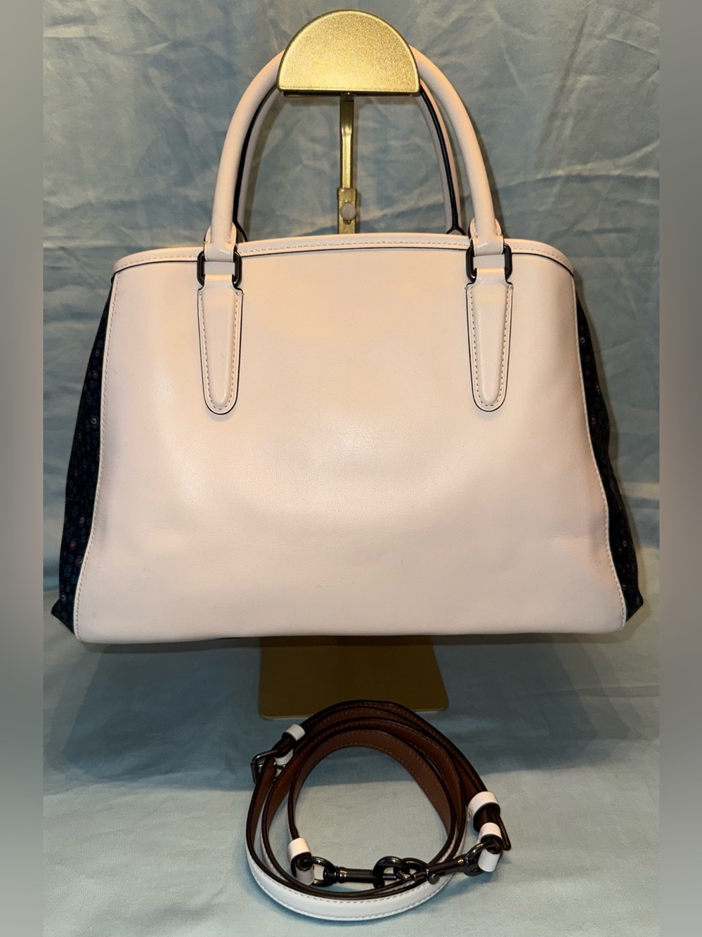COACH F59442 Margot Carryall White Floral Satchel With Blue Cherry Charm - Picture 2 of 11